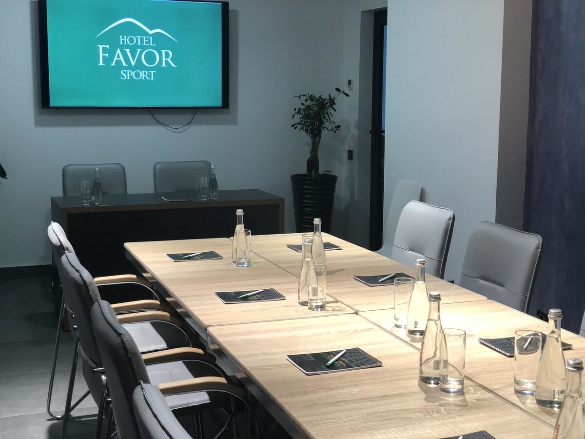 Отель Favor Sport Hotel Киев-13