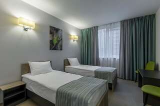 Отель Favor Sport Hotel Киев Улучшенный семейный номер-6