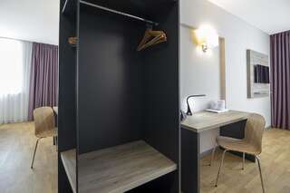 Отель Favor Sport Hotel Киев Двухместный номер с 2 отдельными кроватями-5